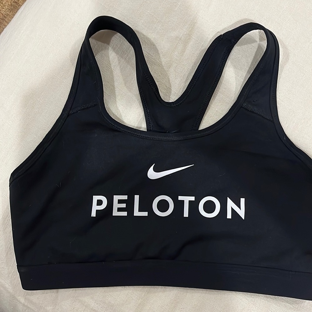 Peloton Nike sports bra. Gently used